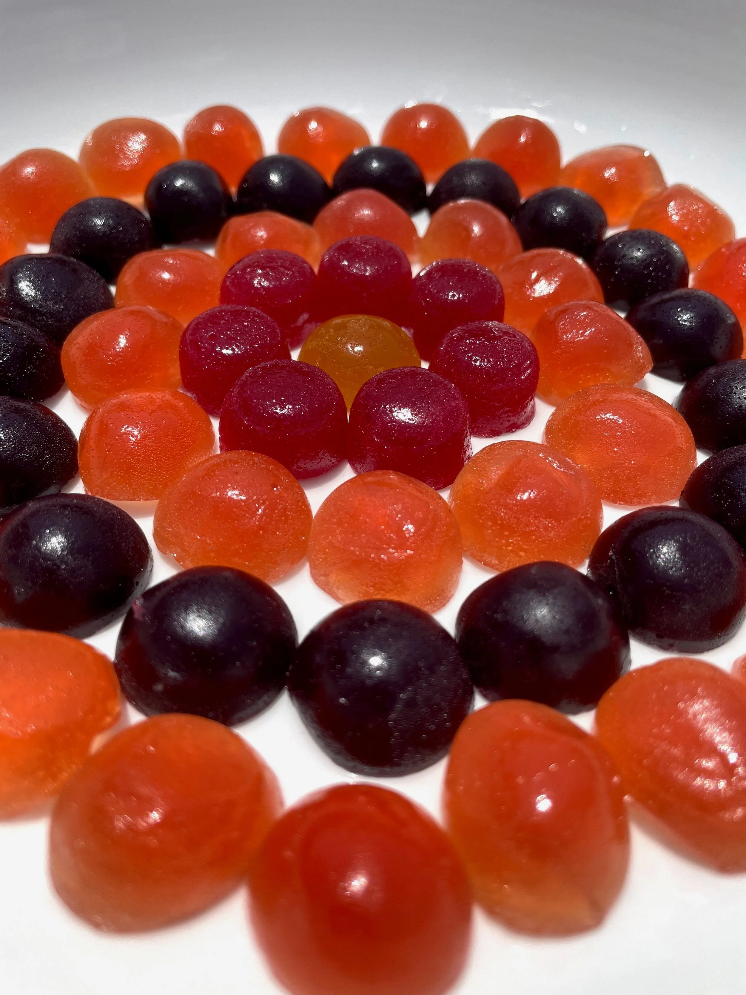 Unsere neuen Gummies kommen als Hemisphären daher.